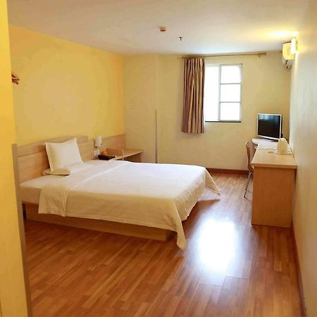 7Days Inn Dongguan Conference & Exhibition Center Quarto foto