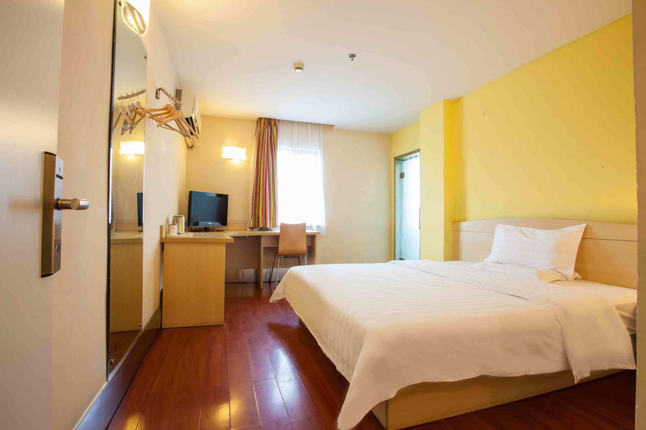 7Days Inn Dongguan Conference & Exhibition Center Quarto foto