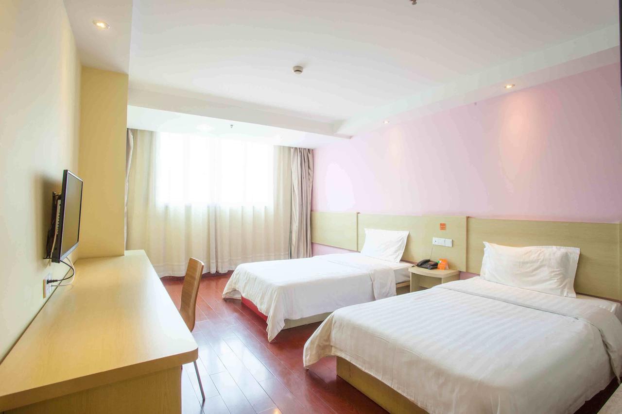 7Days Inn Dongguan Conference & Exhibition Center Quarto foto